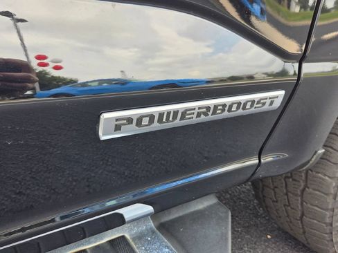 Used 2023 Ford F150 Lariat w/ Equipment Group 502A High AWD/4WD image 15