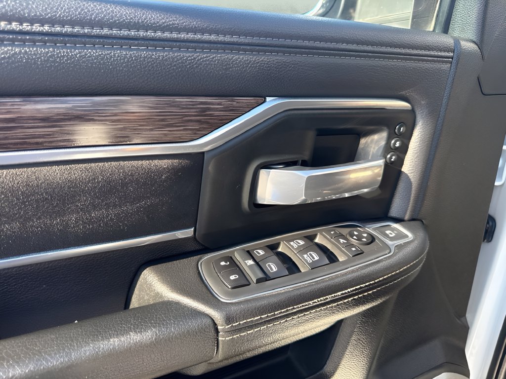 Used 2020 RAM 3500 Laramie AWD/4WD image 25