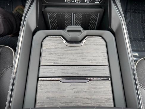 New 2026 RAM 3500 Limited image 28