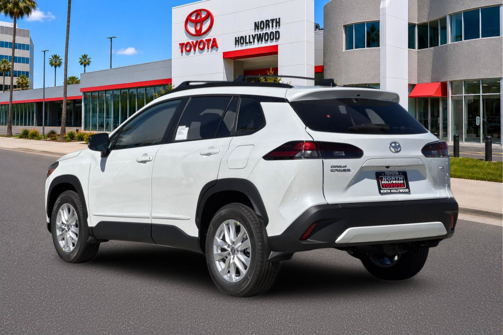New 2026 Toyota Corolla Cross LE FWD image 4