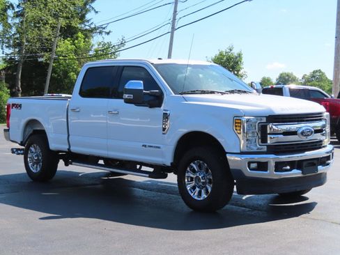 Used 2018 Ford F250 XLT w/ XLT Premium Package AWD/4WD image 49