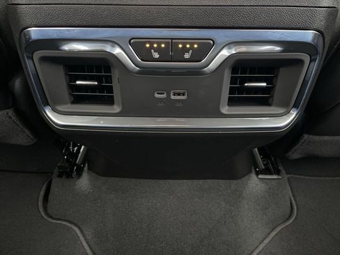 New 2026 GMC Sierra 1500 SLT w/ SLT Premium Plus Package image 22