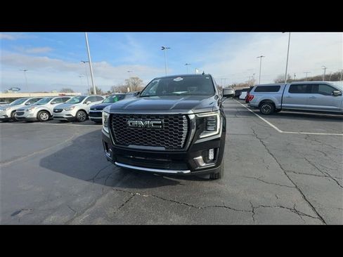 Certified 2024 GMC Yukon XL Denali Ultimate image 3