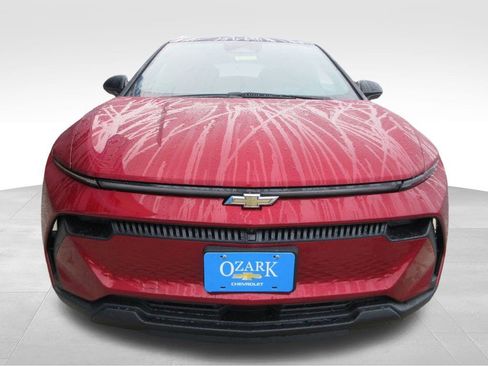 New 2026 Chevrolet Equinox EV LT image 8