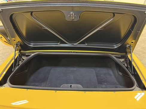 Used 2002 Chevrolet Corvette Convertible w/ Preferred Equipment Group2 RWD image 25