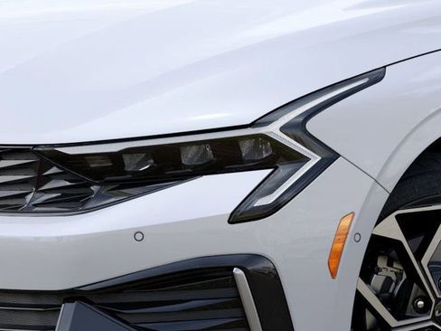 New 2026 Kia K5 EX image 10