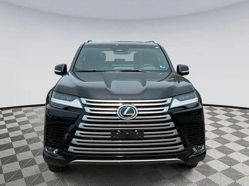 Used 2025 Lexus LX 700h Luxury AWD/4WD image 6