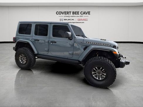 Used 2024 Jeep Wrangler Unlimited Rubicon 392 image 12