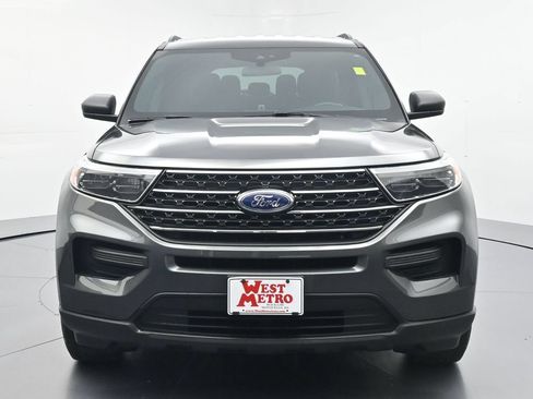 Used 2020 Ford Explorer XLT w/ Comfort Package AWD/4WD image 27