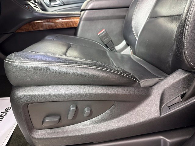 Used 2018 Chevrolet Tahoe Premier AWD/4WD image 16