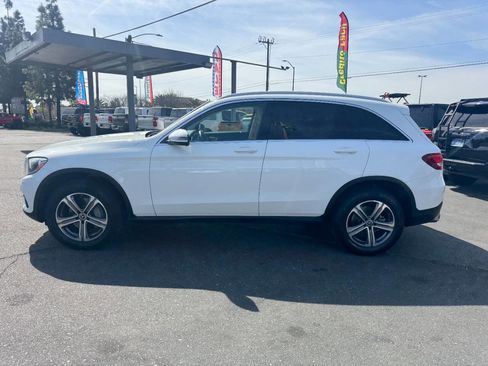 Used 2019 Mercedes-Benz GLC 300 image 9