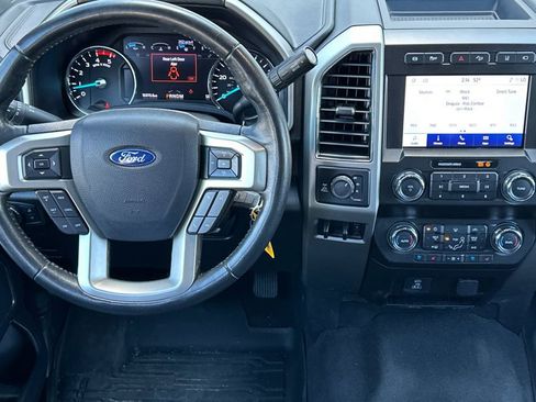Used 2020 Ford F350 Lariat w/ Chrome Package image 14