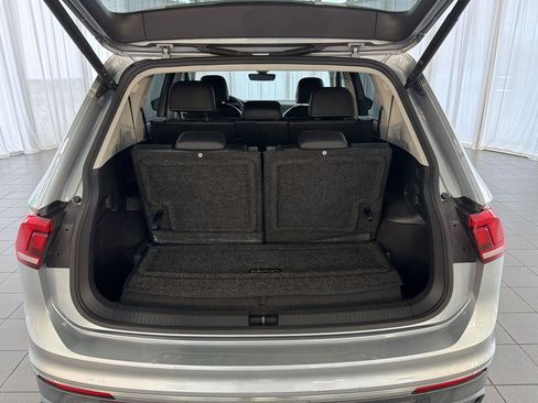 Used 2022 Volkswagen Tiguan SE FWD image 33