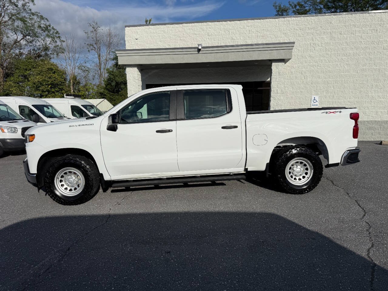 Used 2021 Chevrolet Silverado 1500 W/T w/ WT Safety Package AWD/4WD image 32