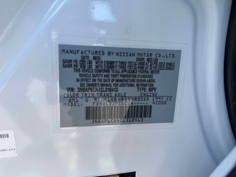 Certified 2025 Nissan Kicks SV FWD image 18
