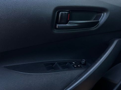 Used 2025 Toyota Corolla LE image 19