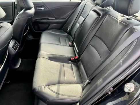 Used 2017 Honda Accord EX-L image 14