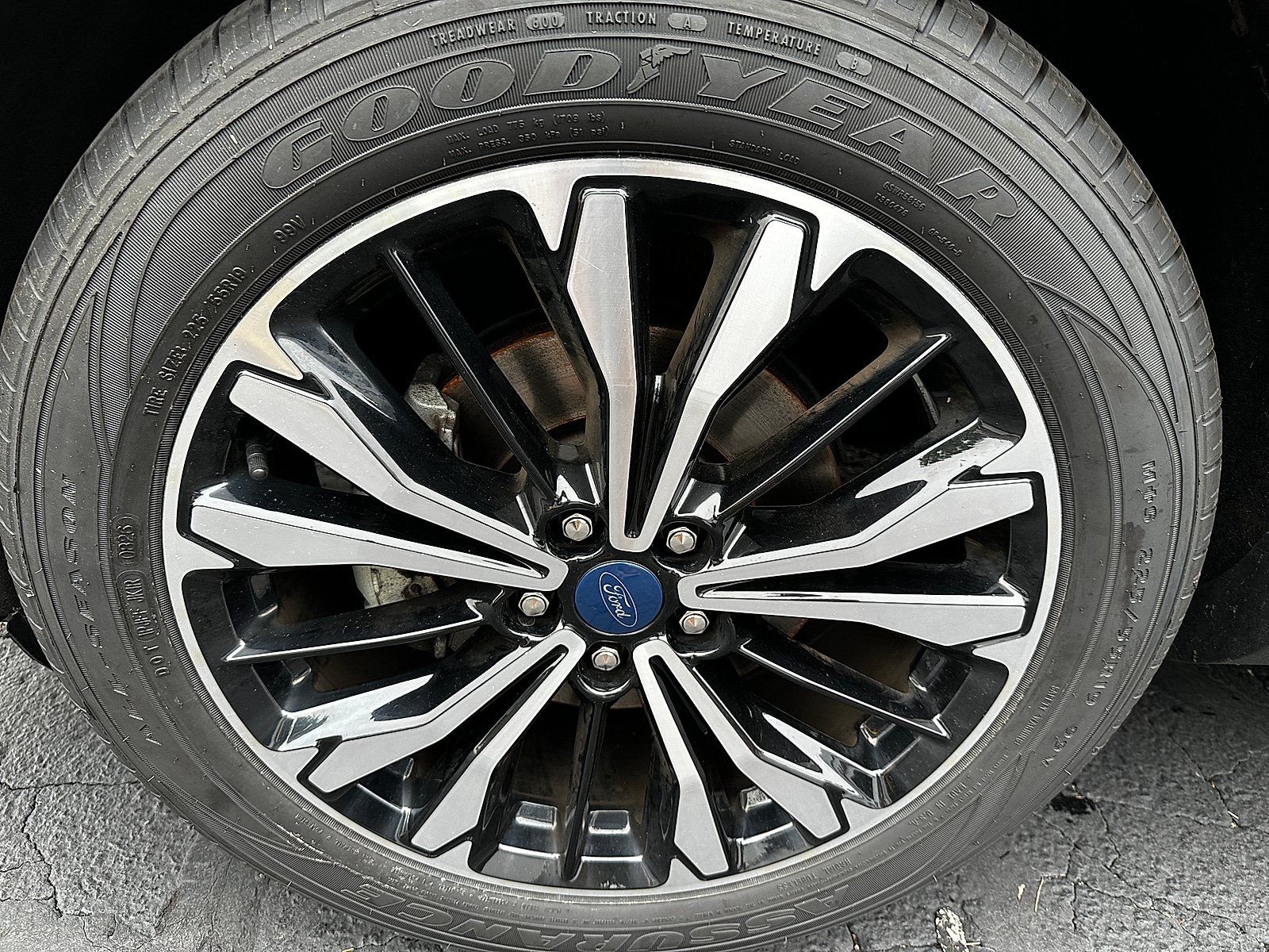 Used 2022 Ford Escape SEL w/ SEL Stealth AWD Package image 8