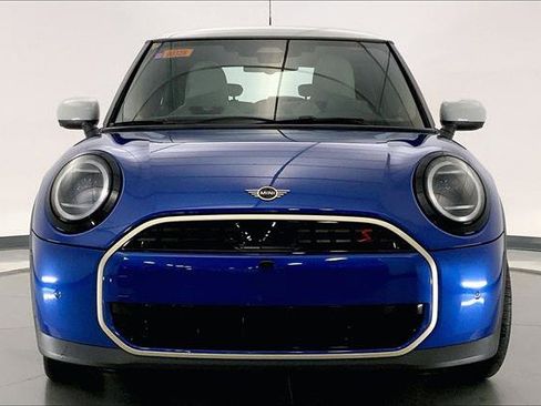 Used 2025 MINI Cooper S image 2