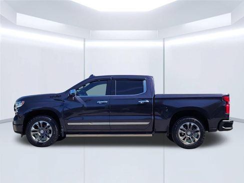 Used 2024 Chevrolet Silverado 1500 High Country w/ Technology Package AWD/4WD image 8