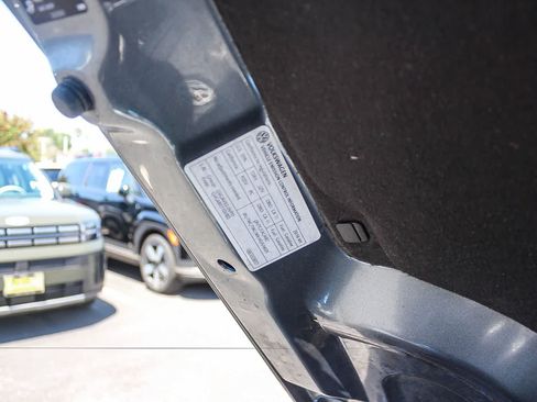 Used 2016 Volkswagen Jetta Sport w/ Lighting Package FWD image 35