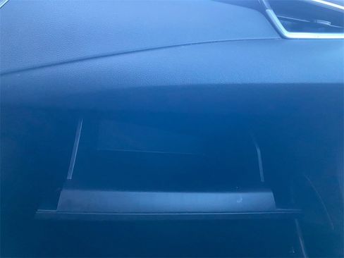 Used 2022 Toyota Corolla LE image 24