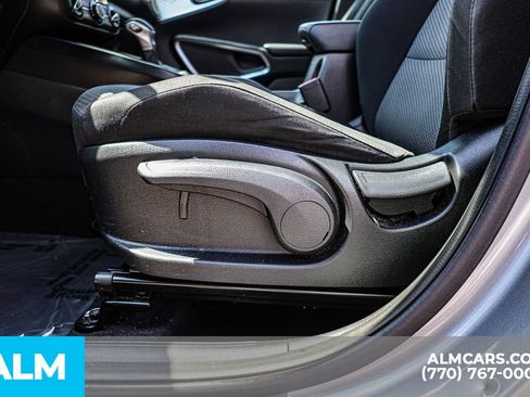 Used 2025 Kia Soul LX w/ LX Technology Package image 24