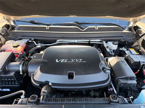 Used 2022 GMC Canyon AT4 w/ Trailering Package image 21