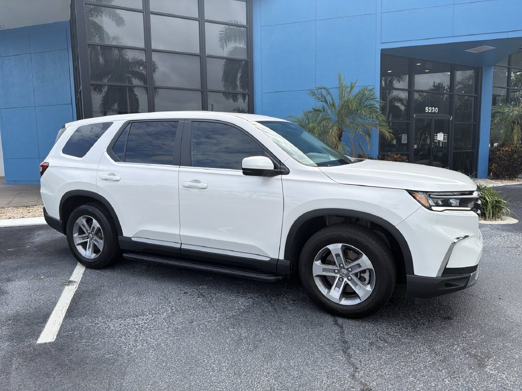 Certified 2025 Honda Pilot EX-L image 29