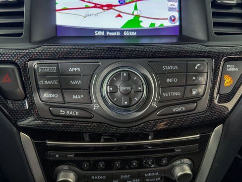 Used 2020 Nissan Pathfinder SL image 20