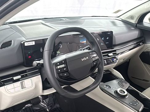 New 2026 Kia Sportage EX AWD/4WD image 35
