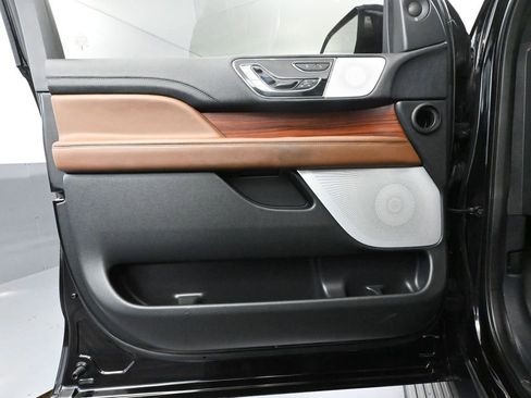 Used 2024 Lincoln Navigator Reserve w/ Equipment Group 201A image 19