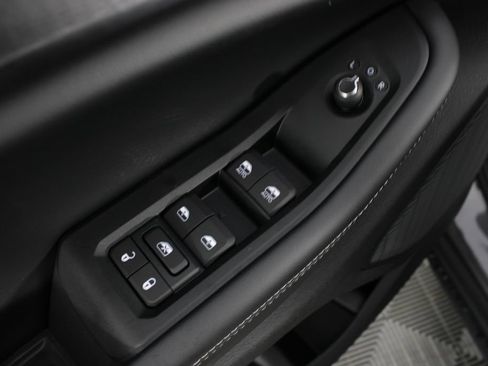 New 2026 Jeep Grand Cherokee Laredo AWD/4WD image 14