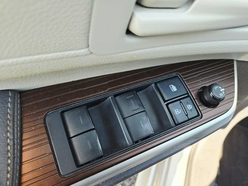 Used 2021 Toyota Sienna LE FWD image 31