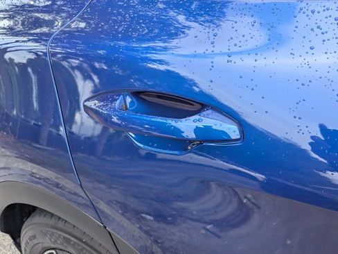 Used 2024 Kia Sportage EX image 12