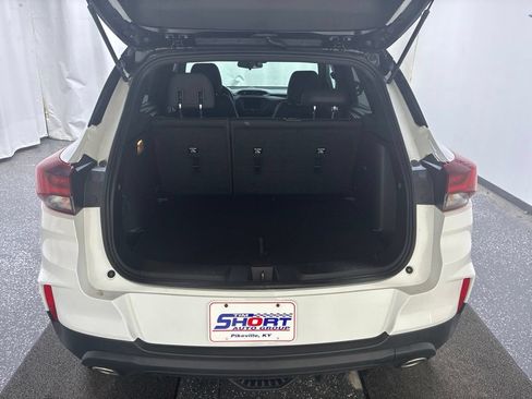 Used 2023 Chevrolet TrailBlazer RS AWD/4WD image 6