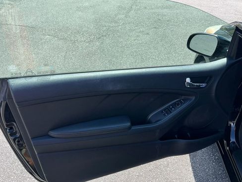 Used 2014 Kia Forte Koup EX FWD image 8