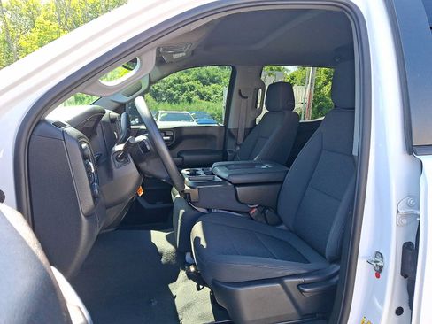 Used 2021 Chevrolet Silverado 1500 Custom w/ Custom Max Trailering Package AWD/4WD image 14