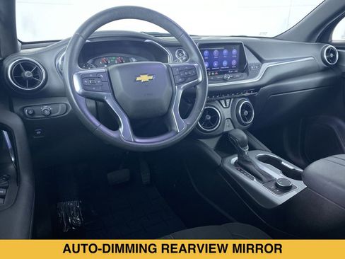Certified 2021 Chevrolet Blazer LT FWD image 2