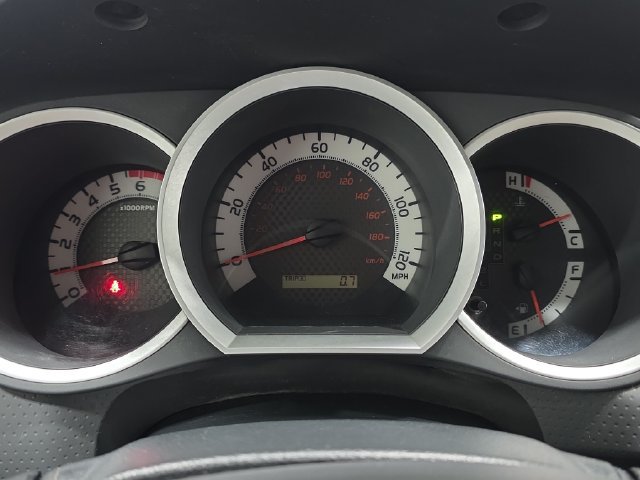 Used 2014 Toyota Tacoma 4x4 Access Cab w/ Convenience Package image 18