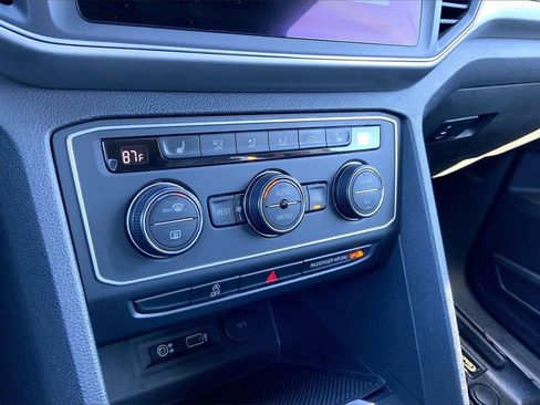 Used 2018 Volkswagen Atlas SE image 15