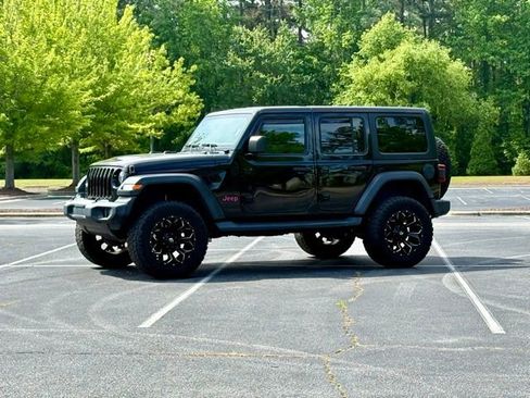 Used 2021 Jeep Wrangler Unlimited Sport AWD/4WD image 2