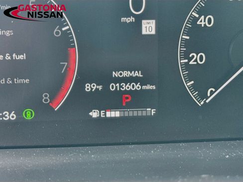 Used 2024 Honda Pilot Touring image 15