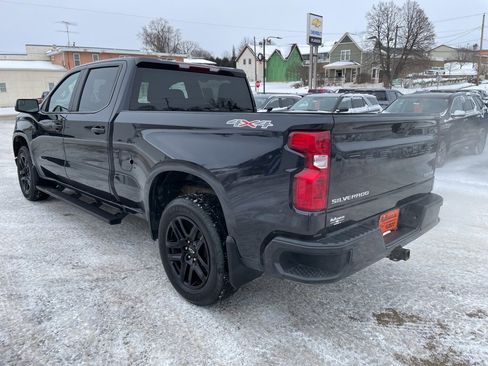 Used 2023 Chevrolet Silverado 1500 Custom image 10