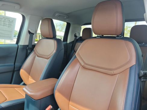 Used 2023 Ford Maverick Lariat image 23