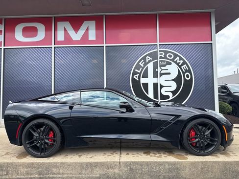 Used 2016 Chevrolet Corvette Stingray Coupe w/ 3LT Preferred Equipment Group RWD image 4