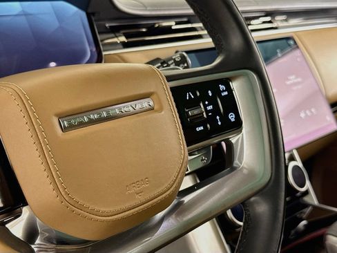 Used 2023 Land Rover Range Rover SE AWD/4WD image 19