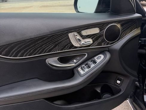 Used 2016 Mercedes-Benz C 300 Sedan image 12