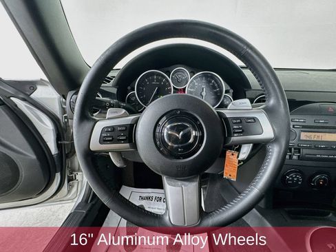 Used 2007 MAZDA MX-5 Miata Sport RWD image 10