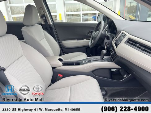 Used 2022 Honda HR-V LX image 25